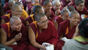 Teaching of Chandrakirti’s ‘Entering into the Middle Way’ Continues