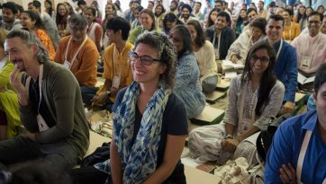 Talk to Vidyaloke Shishyas