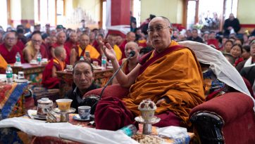 Pilgrimage to Leh Jokhang
