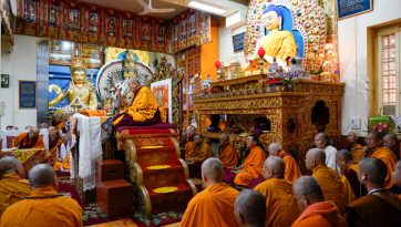 Teaching Nagarjuna’s ‘Precious Garland of the Middle Way’