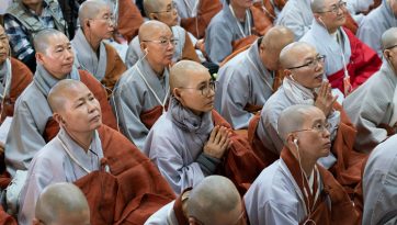 Second Day of 'Heart Sutra' Teaching at the Request of Koreans