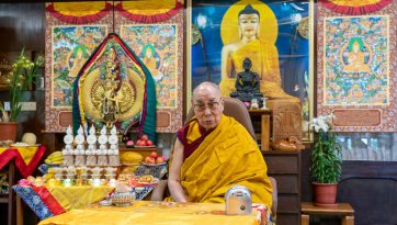 Cultivating the Awakening Mind