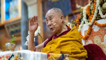 ‘Concise Stages for the Path to Enlightenment’ and Empowerment of Avalokiteshvara Jinasagara