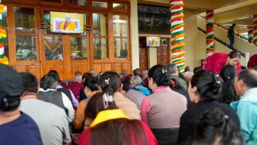 The Yoga of the Inseparability of the Guru and Avalokiteshvara