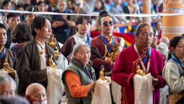 Offering Prayers for His Holiness the Dalai Lama’s Long Life