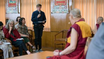 UCSD Students Meet with His Holiness the Dalai Lama